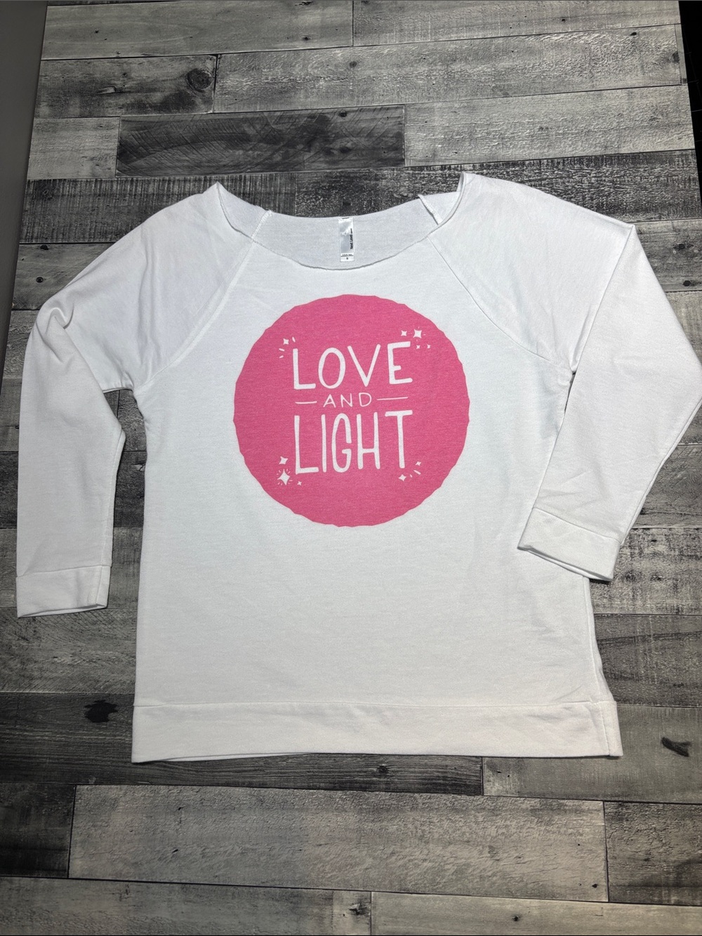 Love and Light Women's White Graphic 3/4 Sleeve Top-Lightweight Raw Cut Neckline